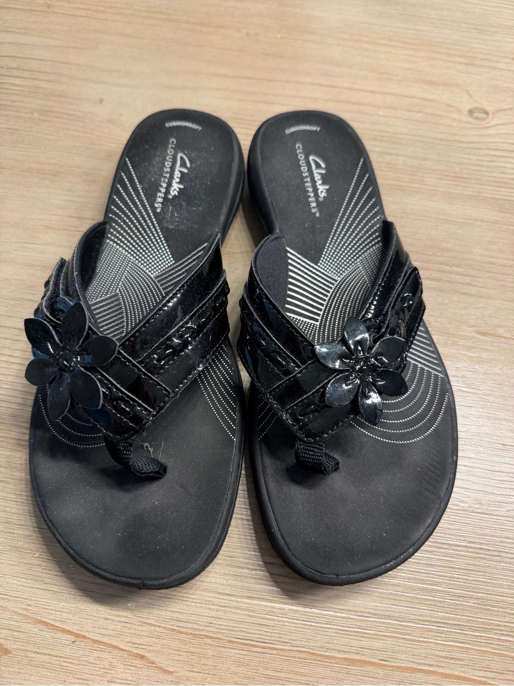 Clarks Black Floral Toe-Post Sandals with Glossy Straps